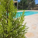 Sundial - Pool & Garden Διαμέρισμα *