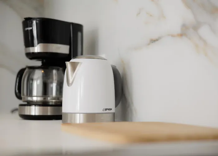 Sundial - Pool & Garden * Pouládes