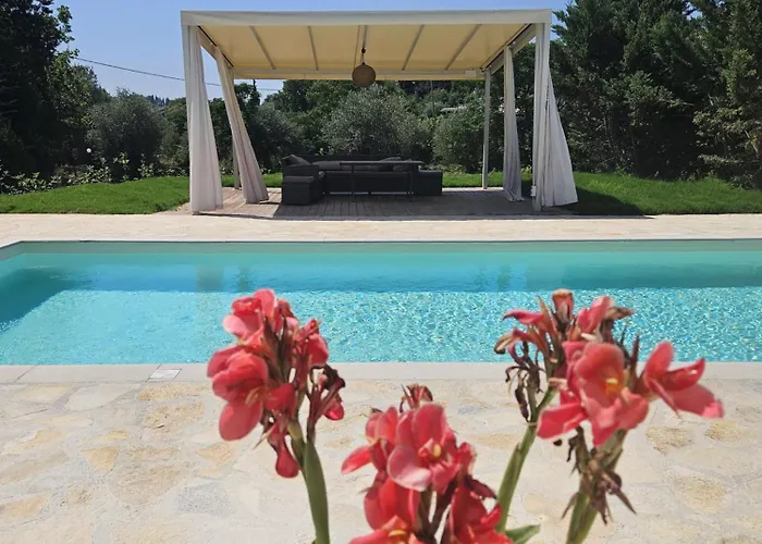 Sundial - Pool & Garden Pouládes