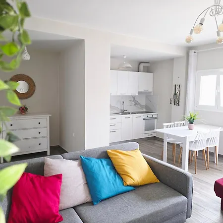 Apartament Sundial - Pool & Garden